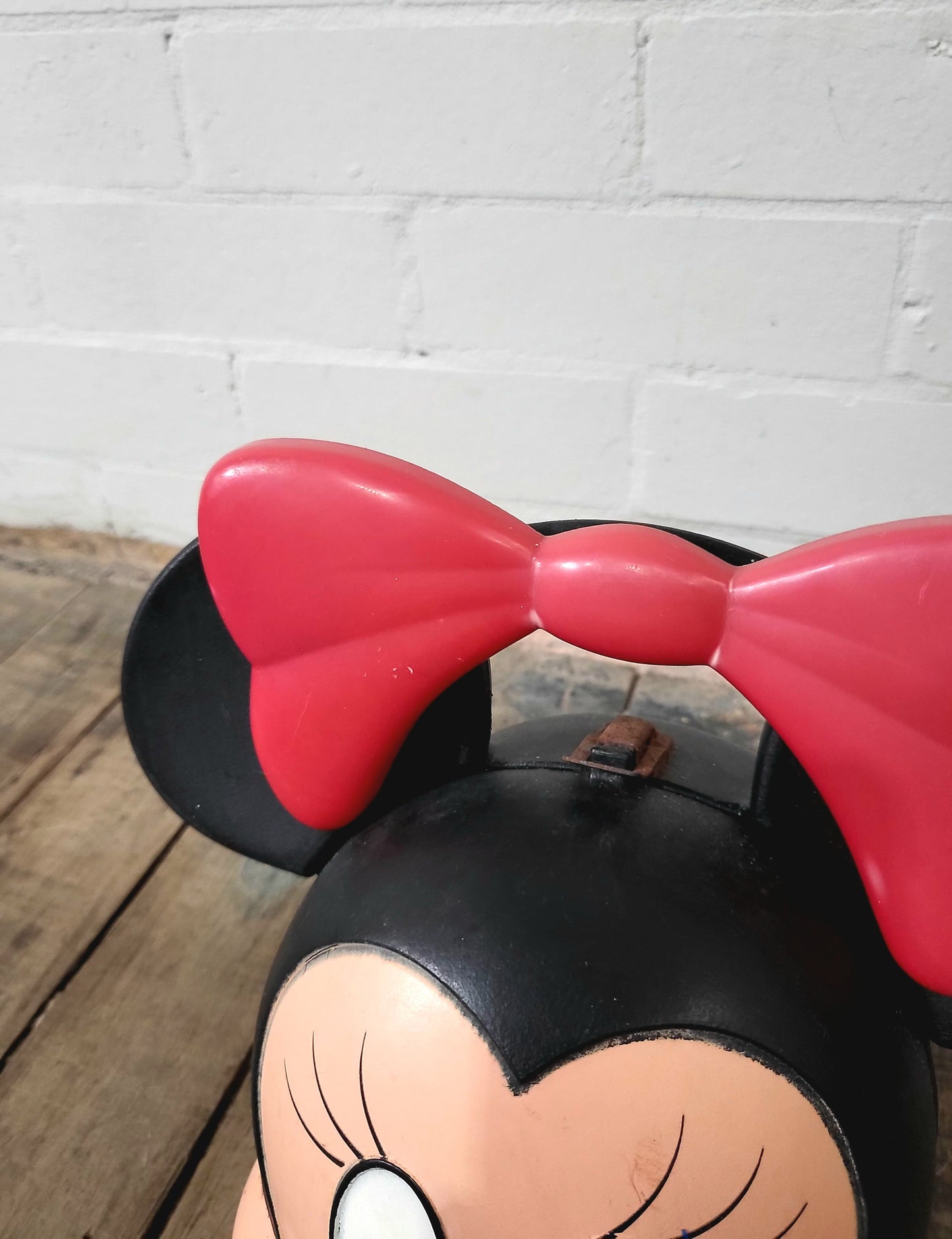 Vintage 1980's Minnie Mouse Lunch Box by Aladdin - A Collector's Dream
