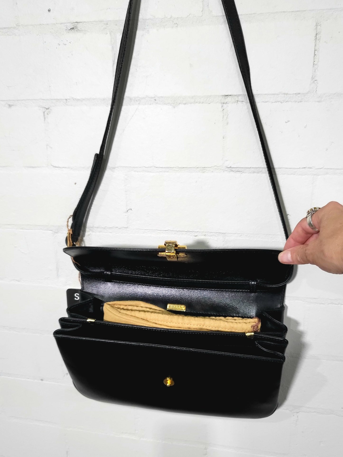 BALLY Black Calf Leather Flap Bag