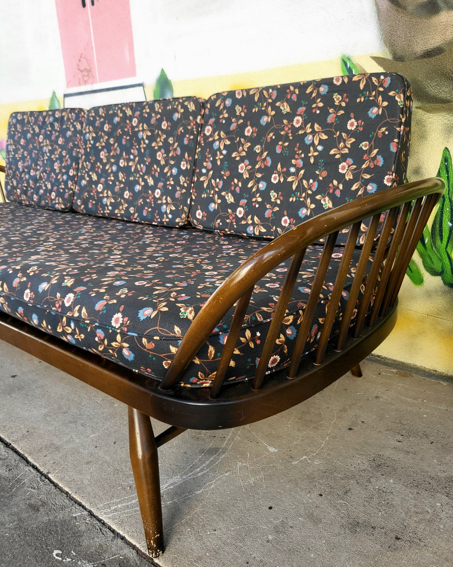 Vintage Ercol Model 355 Sofa / Daybed – with Surfboard Backrest