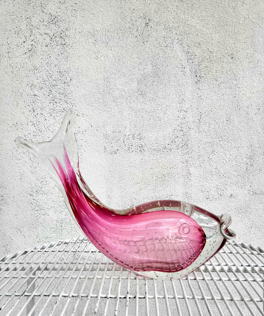 Attributed Murano glass fish sculpture in pink and clear glass, 36cm long, vintage mid-century Italian art glass.