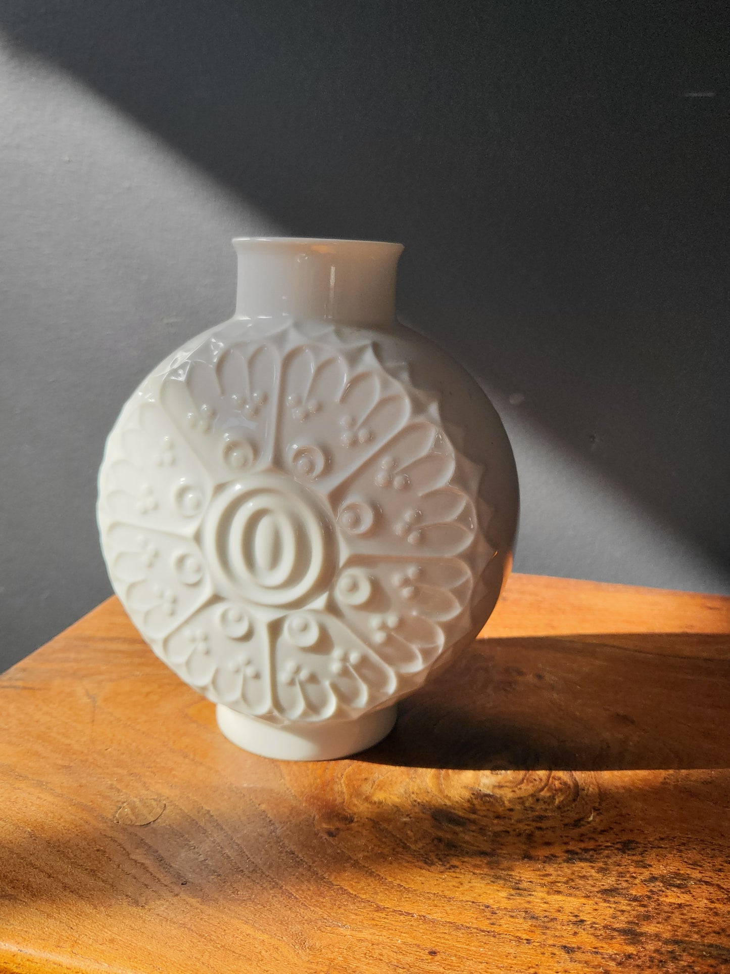 Vintage 1960s AK Kaiser Porcelain Disc (Moon) Vase | West Germany