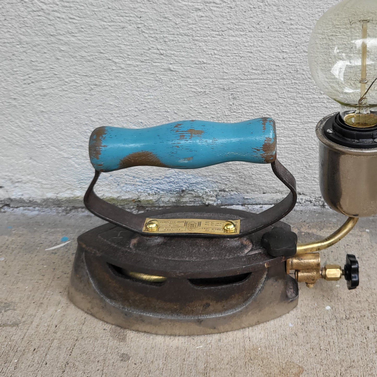 Mid-1950s Handi Works Iron Lamp (DIMMABLE)