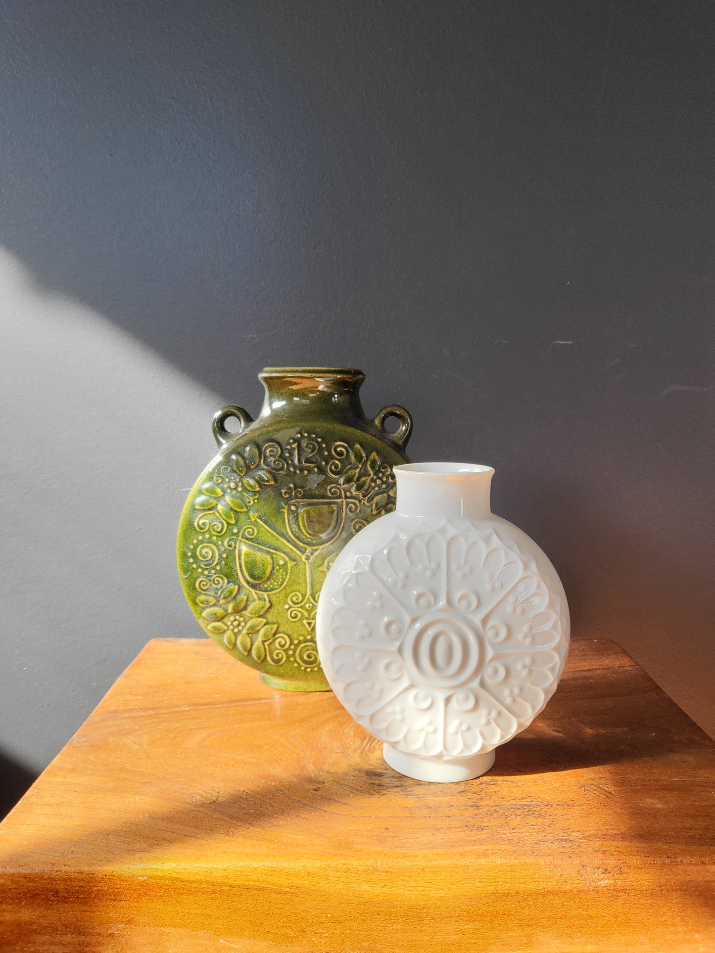 Vintage 1960s AK Kaiser Porcelain Disc (Moon) Vase | West Germany