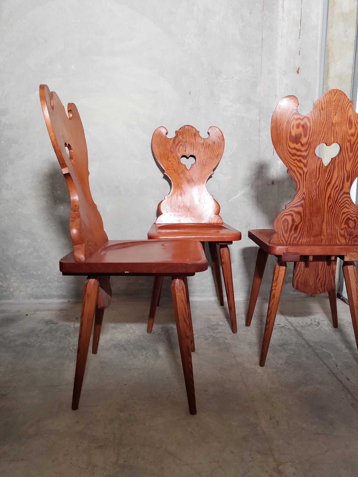 Mid Century Heart-Backed Tyrolean Mountain Chair